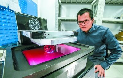 玩轉3D打印：你聽說過“水”中激光打印技術嗎？