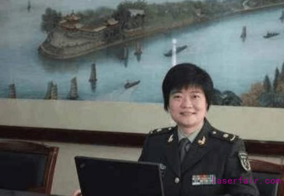 比核彈還厲害的女人，中美30年差距被她填平，外號(hào)激光女神