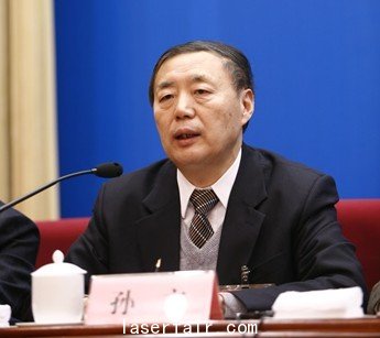 省人大代表、楚天激光集團(tuán)董事長孫文