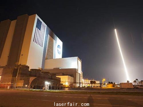 1月30日，TDRS-K衛(wèi)星從肯尼迪太空中心發(fā)射升空