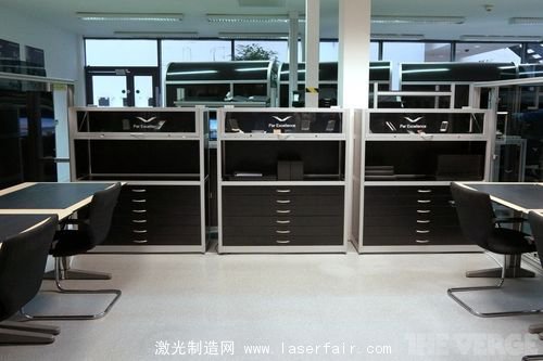 一探Vertu總部究竟：最奢侈的手機(jī)是怎么造出來的？