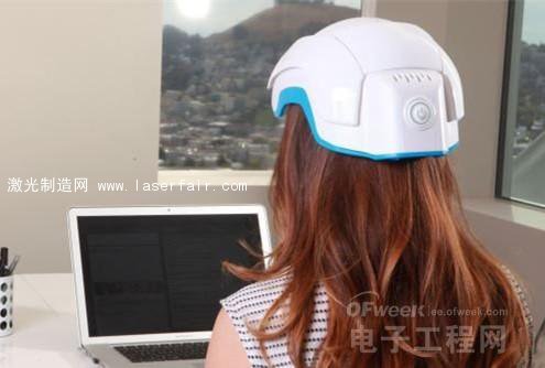 Theradome讓人們?cè)诩抑幸材苁褂孟冗M(jìn)技術(shù)，公司還宣稱，設(shè)備內(nèi)含高效的激光發(fā)生器能夠發(fā)出冷激光同時(shí)達(dá)到最大的發(fā)光量。